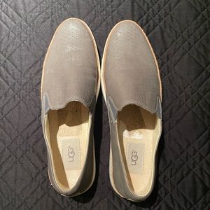 UGG Keile perforated Slip-on Sneaker In Charcoal Leather Size 9 in house